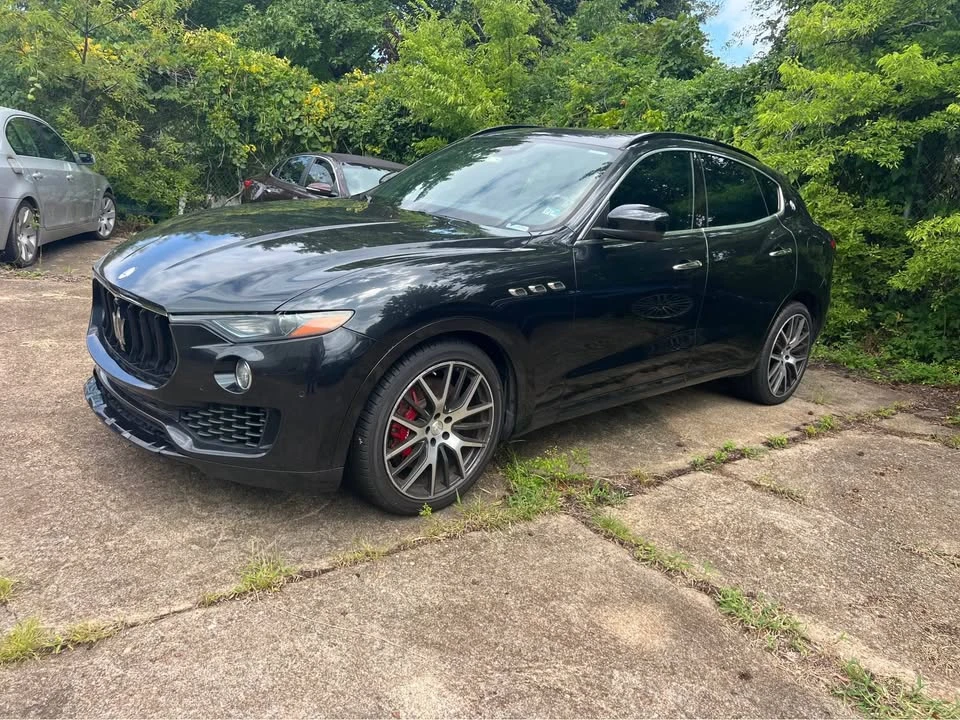 2017 Maserati Levante - Image 2 of 7