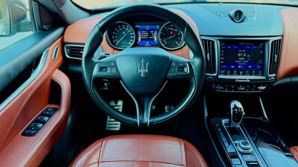 2017 Maserati Levante - Image 5 of 10