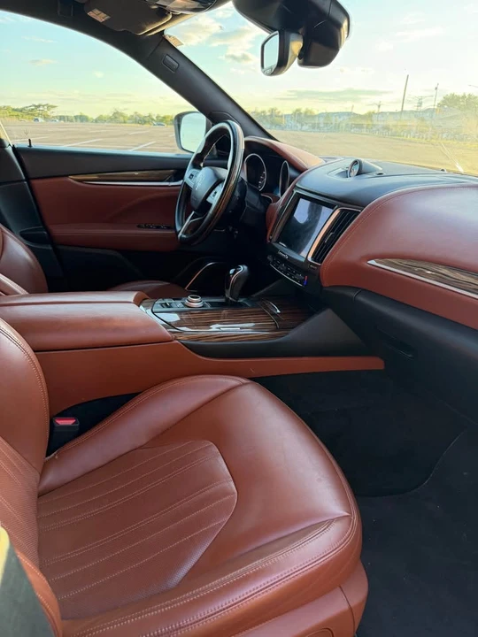 2017 Maserati Levante - Image 5 of 17