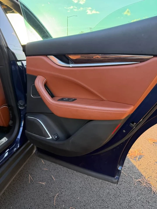 2017 Maserati Levante - Image 10 of 17