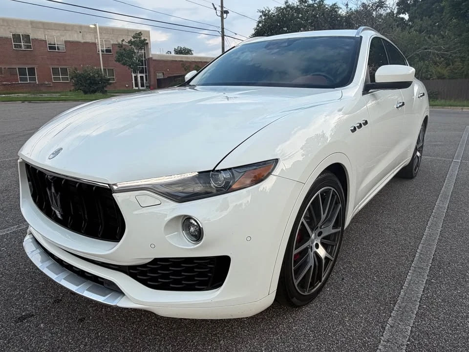 2017 Maserati Levante - Image 8 of 19