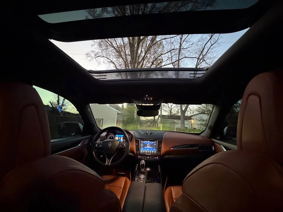 2017 Maserati Levante - Image 17 of 19