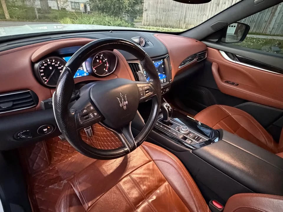 2017 Maserati Levante - Image 12 of 19