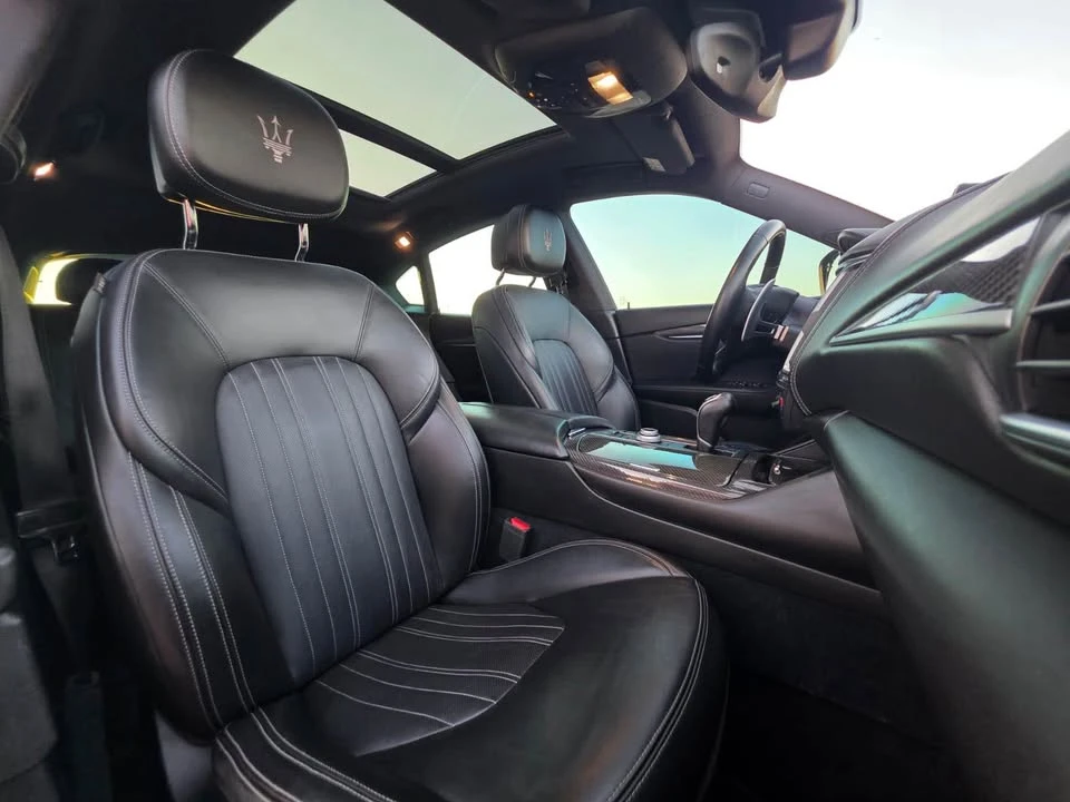 2017 Maserati Levante - Image 11 of 19