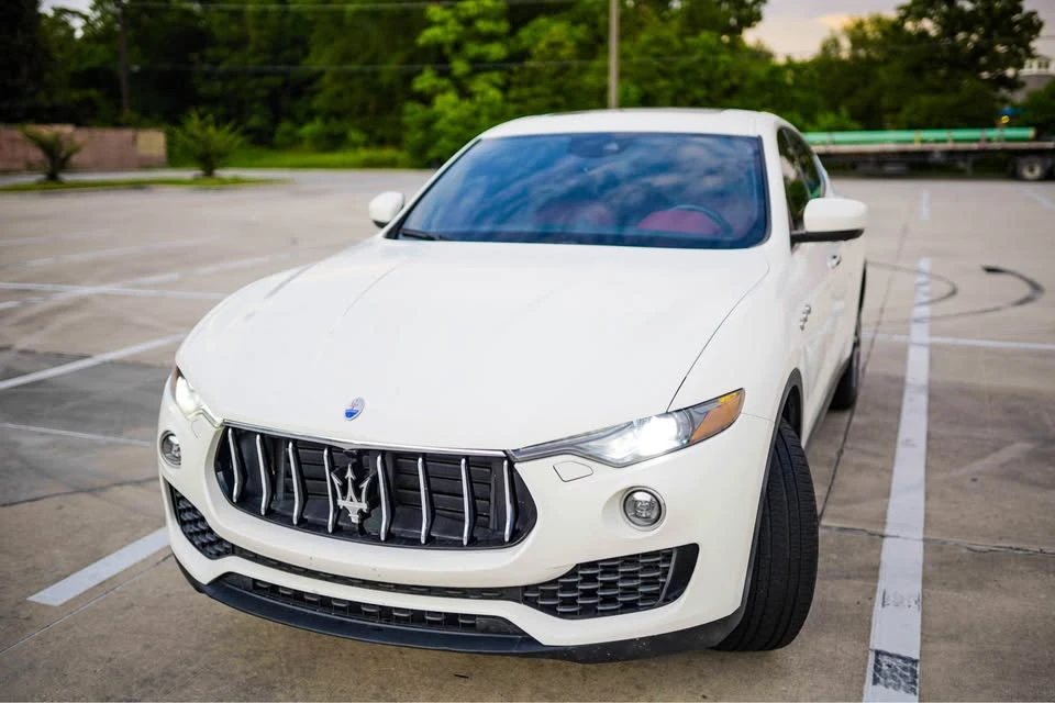 2017 Maserati Levante - Image 8 of 20