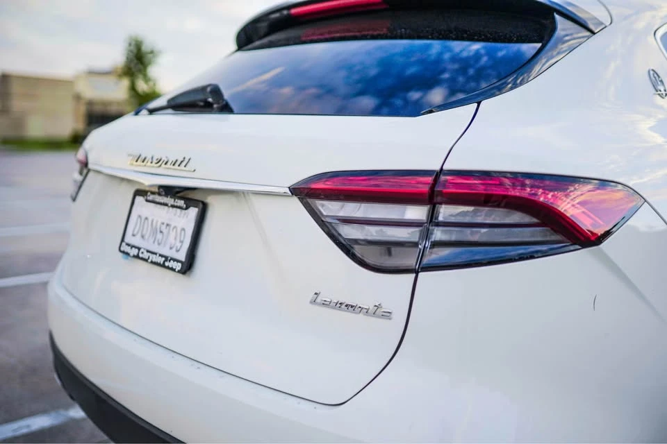 2017 Maserati Levante - Image 3 of 20