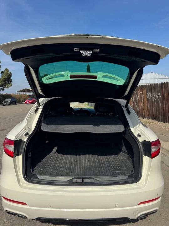 2017 Maserati Levante - Image 14 of 16