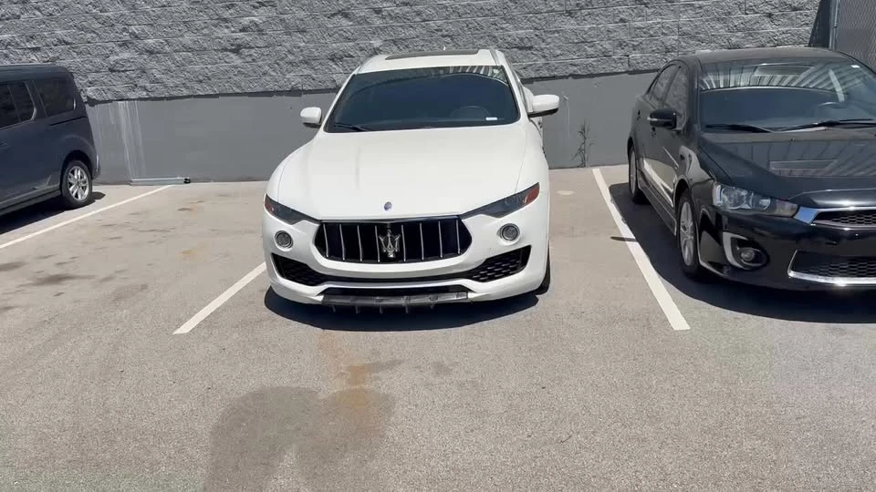 2017 Maserati Levante - Image 3 of 3