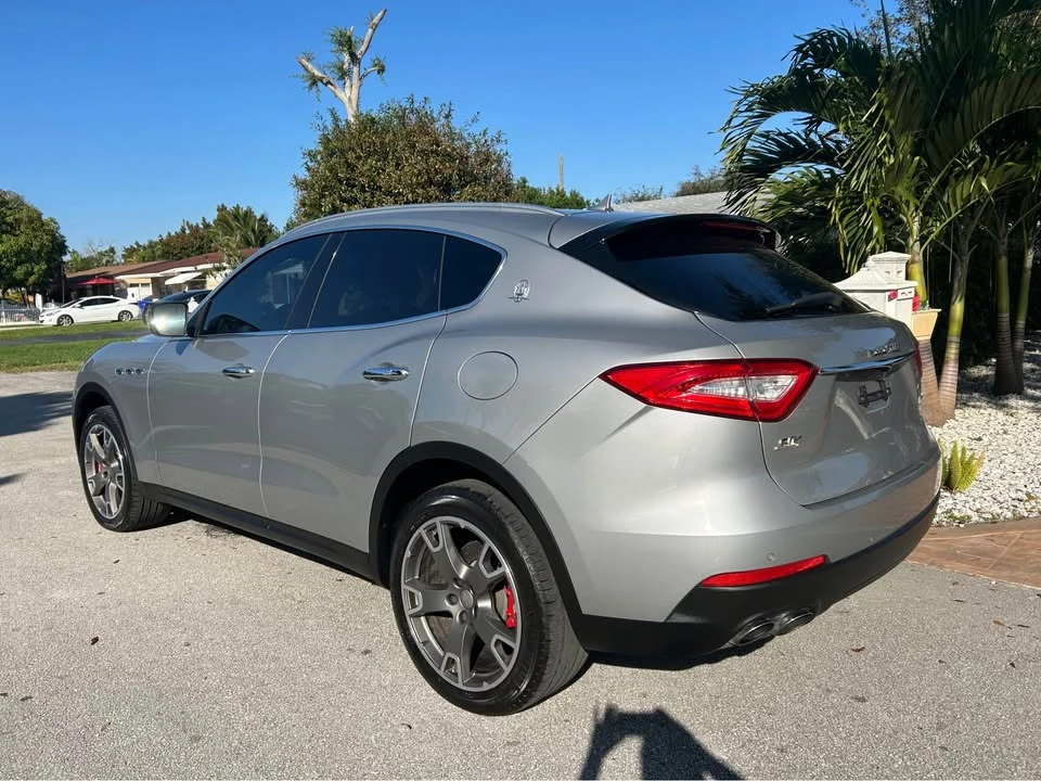 2017 Maserati Levante - Image 3 of 9