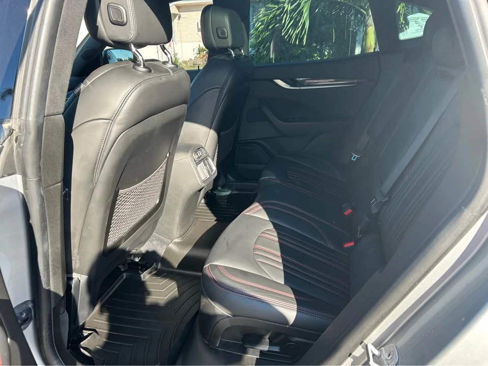 2017 Maserati Levante - Image 6 of 9