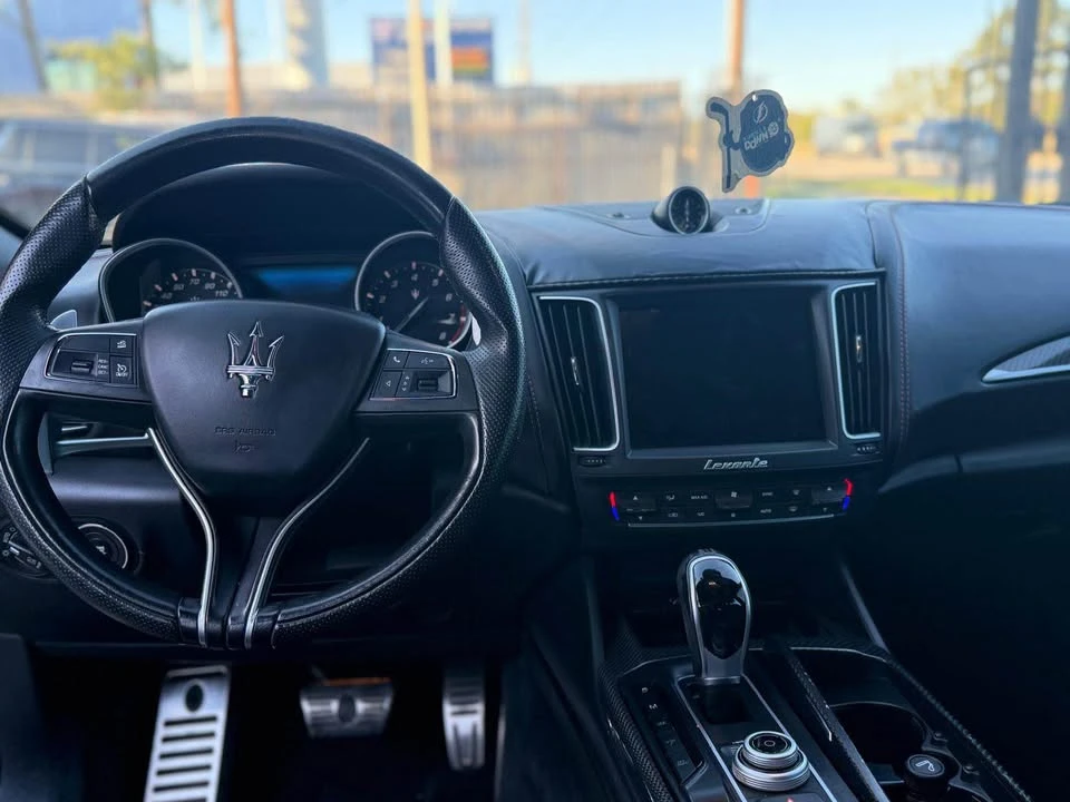 2017 Maserati Levante - Image 13 of 20