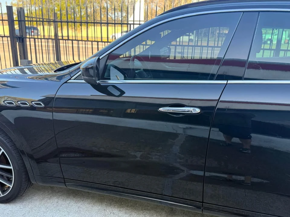2017 Maserati Levante - Image 4 of 20