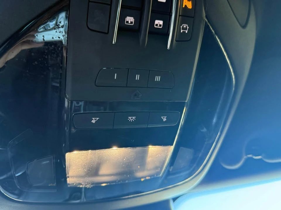 2017 Maserati Levante - Image 17 of 20