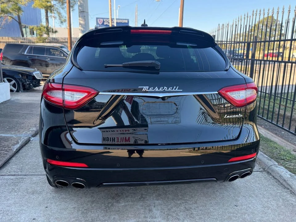 2017 Maserati Levante - Image 5 of 20