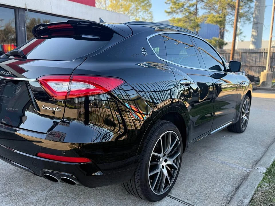 2017 Maserati Levante - Image 7 of 20