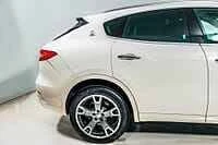 2017 Maserati Levante - Image 5 of 9