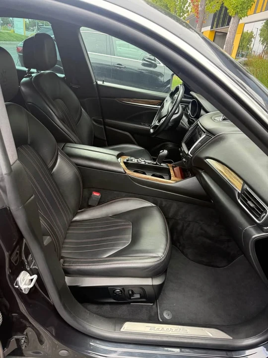 2017 Maserati Levante - Image 11 of 15