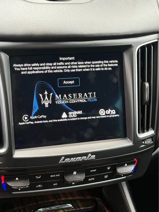 2017 Maserati Levante - Image 5 of 15