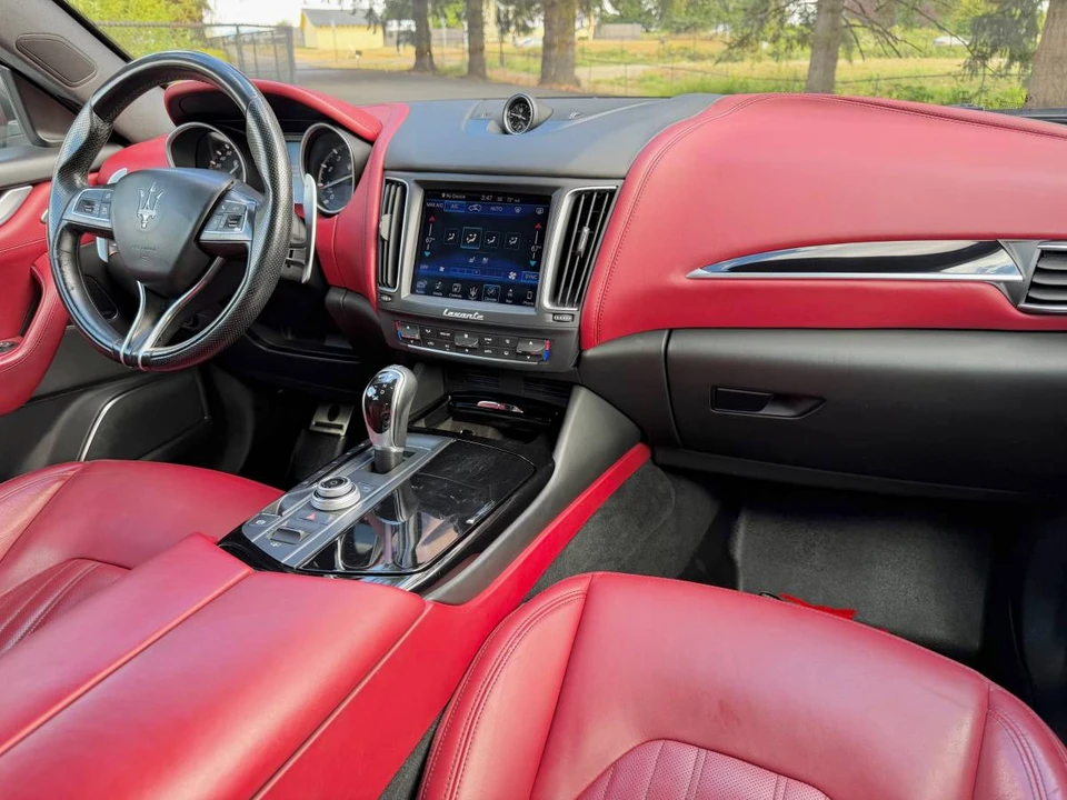 2017 Maserati Levante - Image 12 of 19