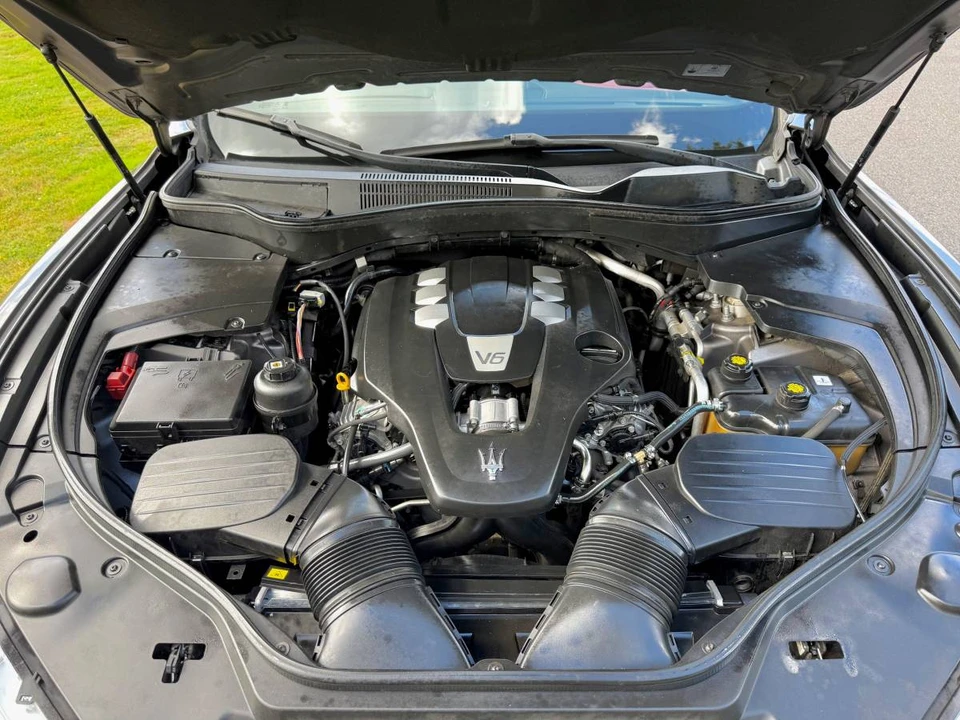 2017 Maserati Levante - Image 15 of 19