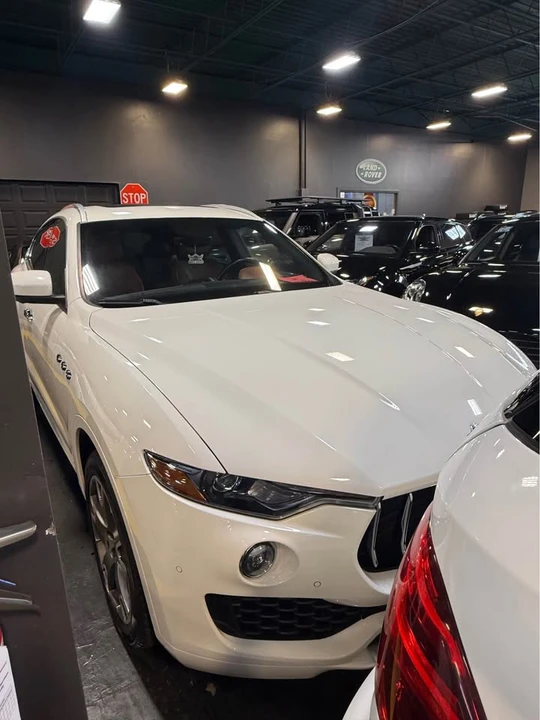 2017 Maserati Levante - Image 2 of 6