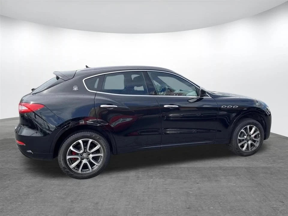 2017 Maserati Levante - Image 8 of 20
