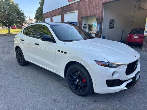 2017 Maserati Levante Levante