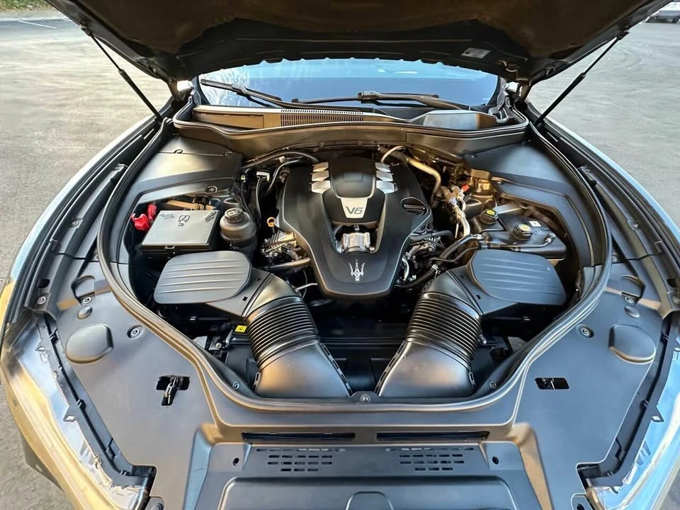 2017 Maserati Levante - Image 18 of 18