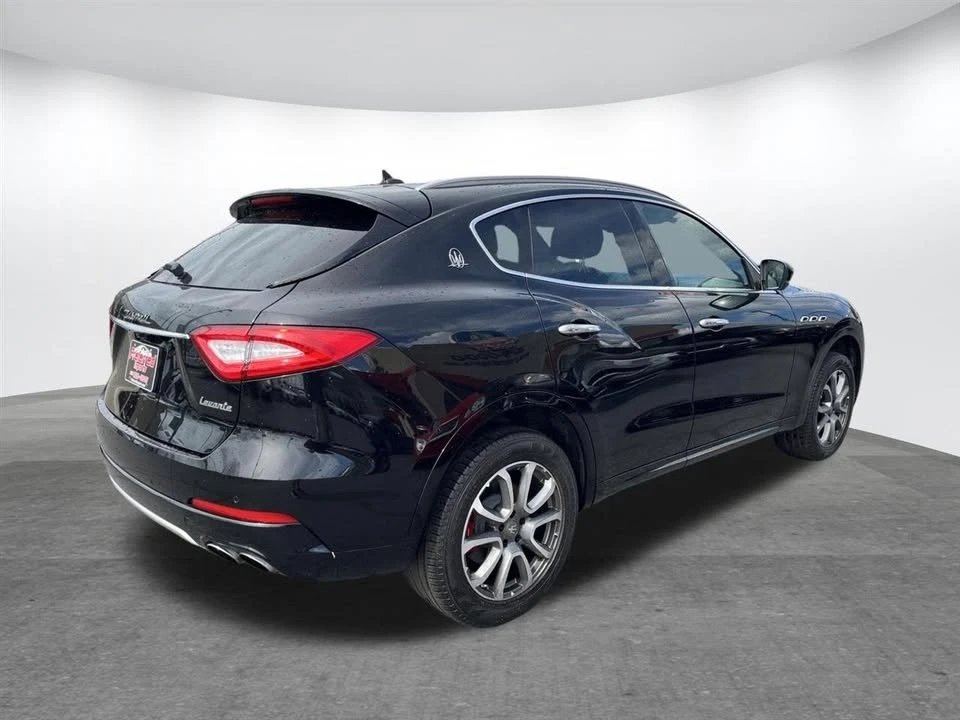 2017 Maserati Levante - Image 7 of 20