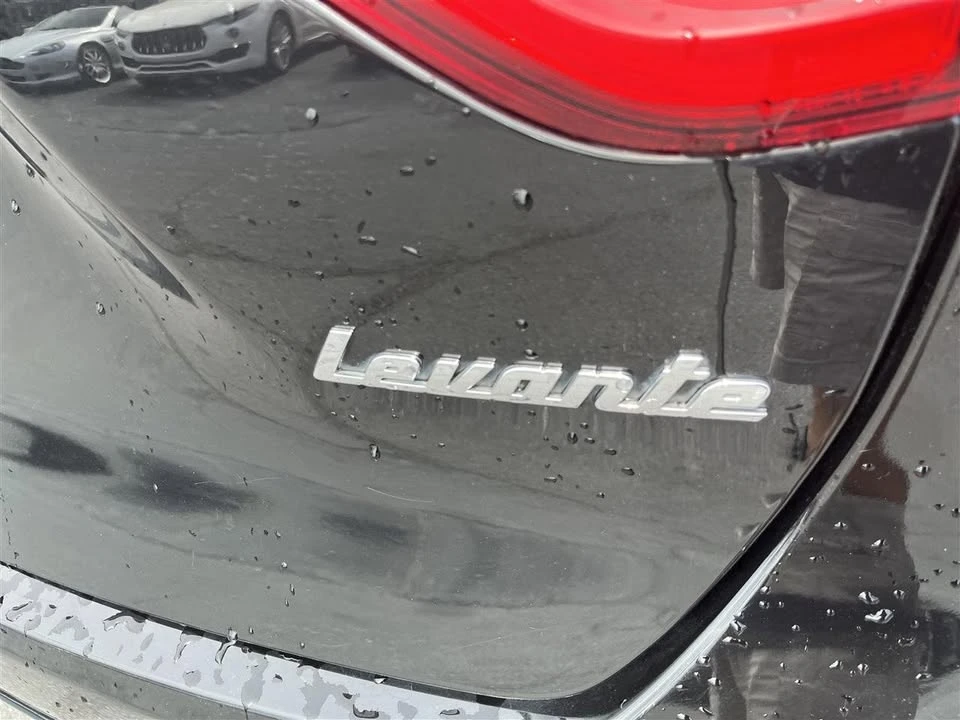 2017 Maserati Levante - Image 11 of 20