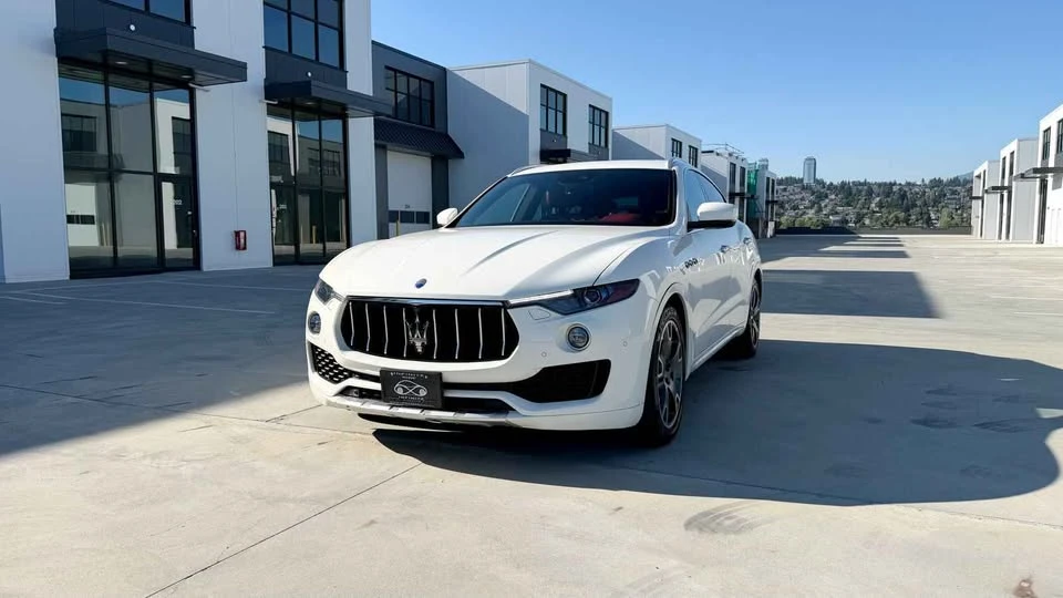 2017 Maserati Levante - Image 18 of 18