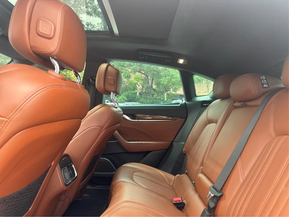 2017 Maserati Levante - Image 10 of 20