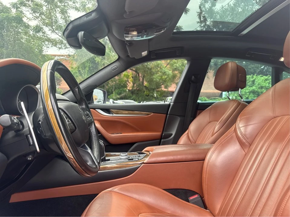 2017 Maserati Levante - Image 9 of 20