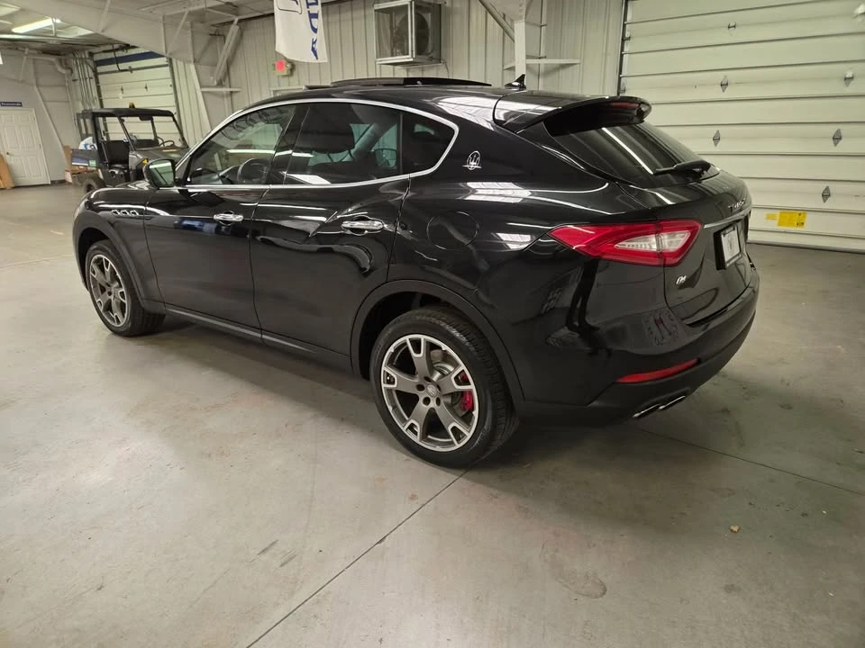 2017 Maserati Levante - Image 4 of 18