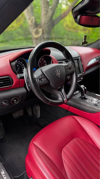 2017 Maserati Levante - Image 7 of 10
