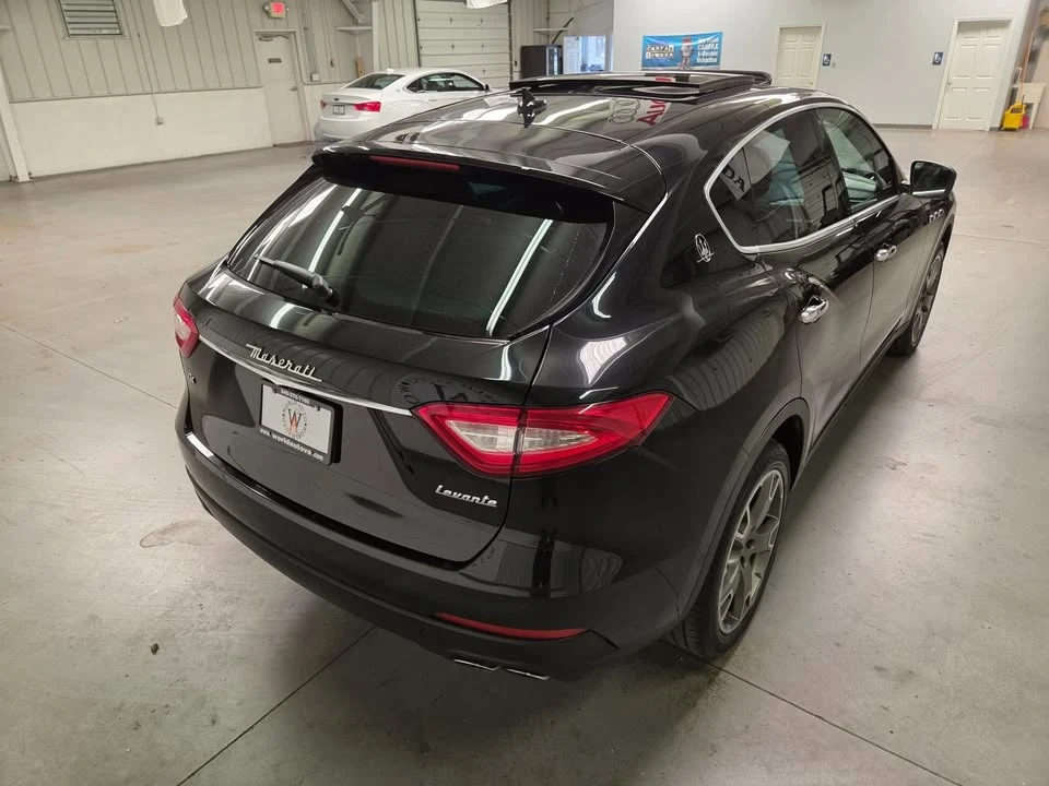 2017 Maserati Levante - Image 7 of 18
