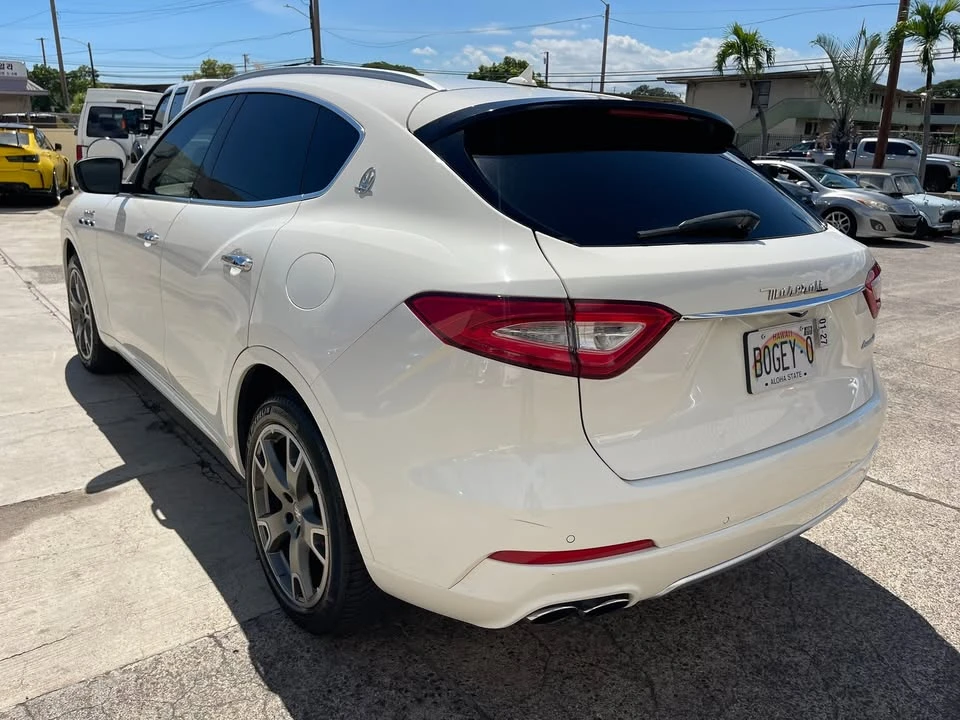 2017 Maserati Levante - Image 5 of 20