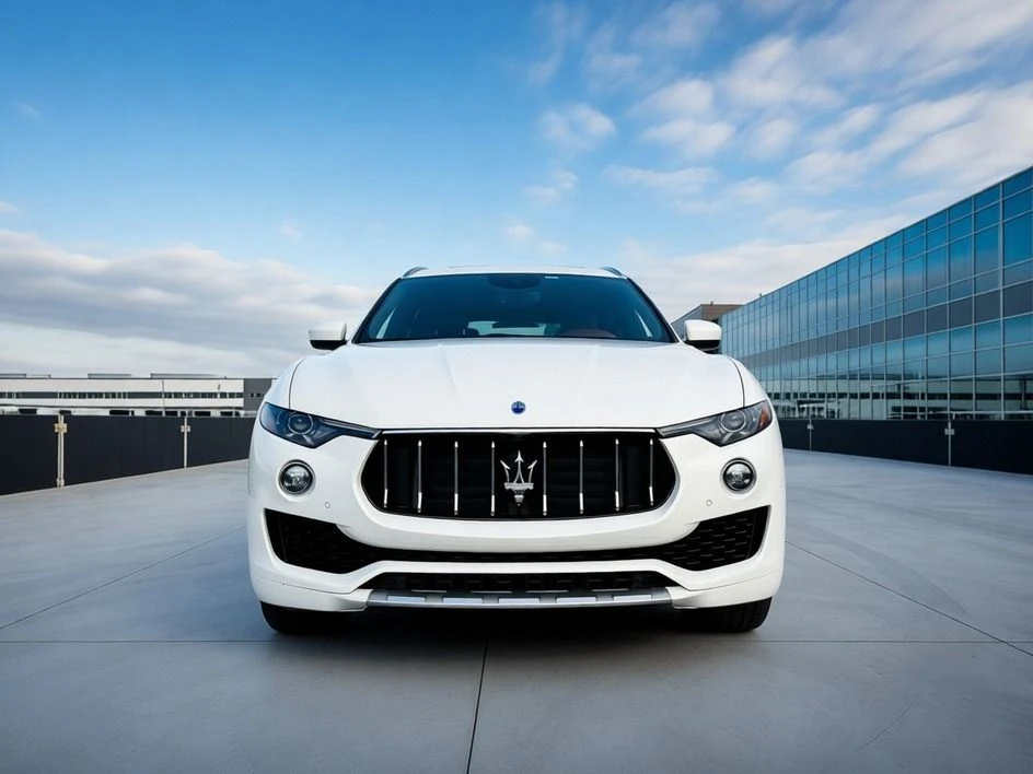 2017 Maserati Levante - Image 5 of 20