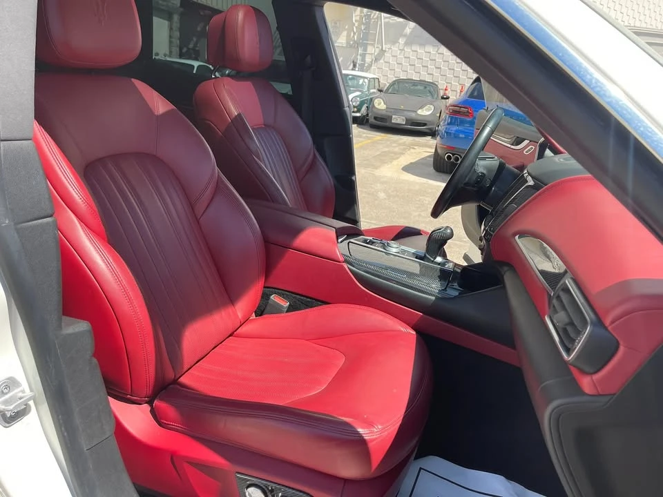 2017 Maserati Levante - Image 11 of 20