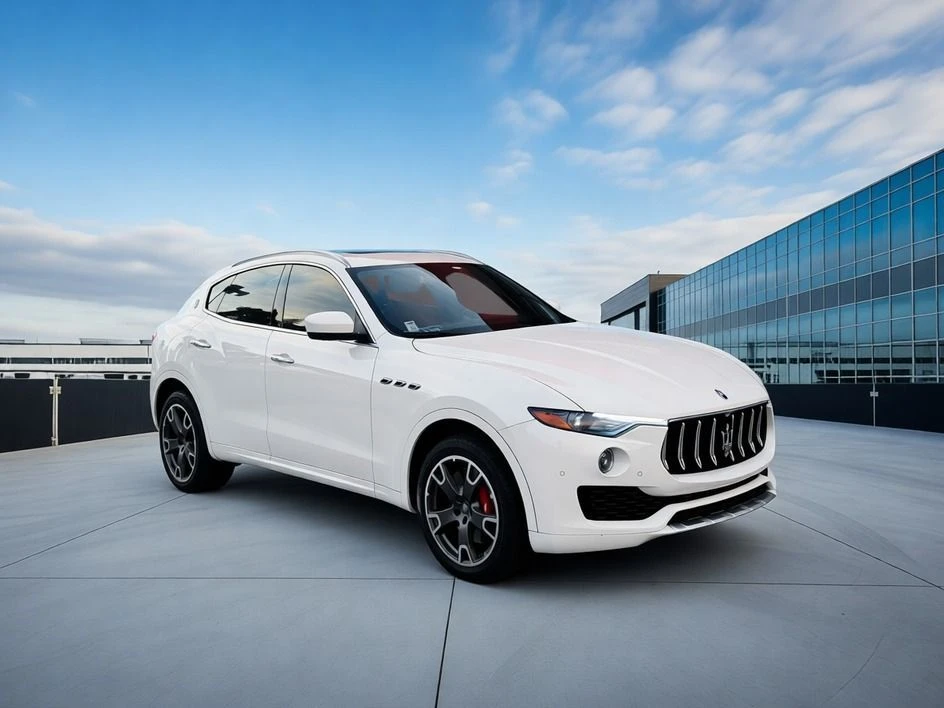 2017 Maserati Levante - Image 11 of 20