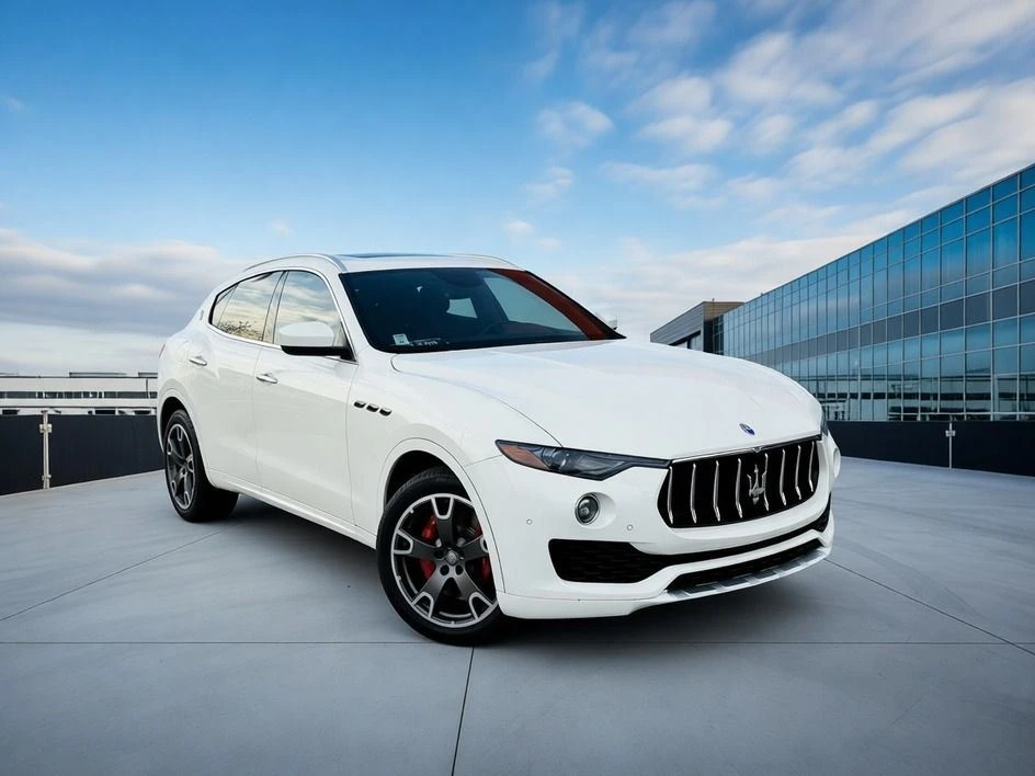 2017 Maserati Levante - Image 13 of 20