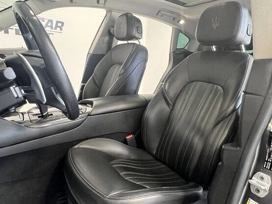 2017 Maserati Levante - Image 13 of 20