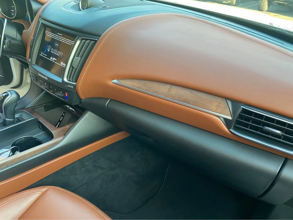 2017 Maserati Levante - Image 11 of 19