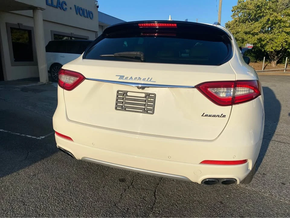 2017 Maserati Levante - Image 4 of 19