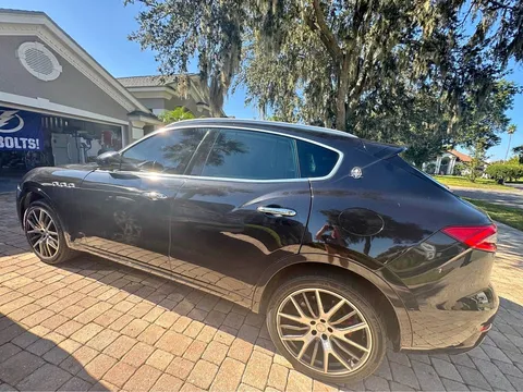 2017 Maserati Levante Levante