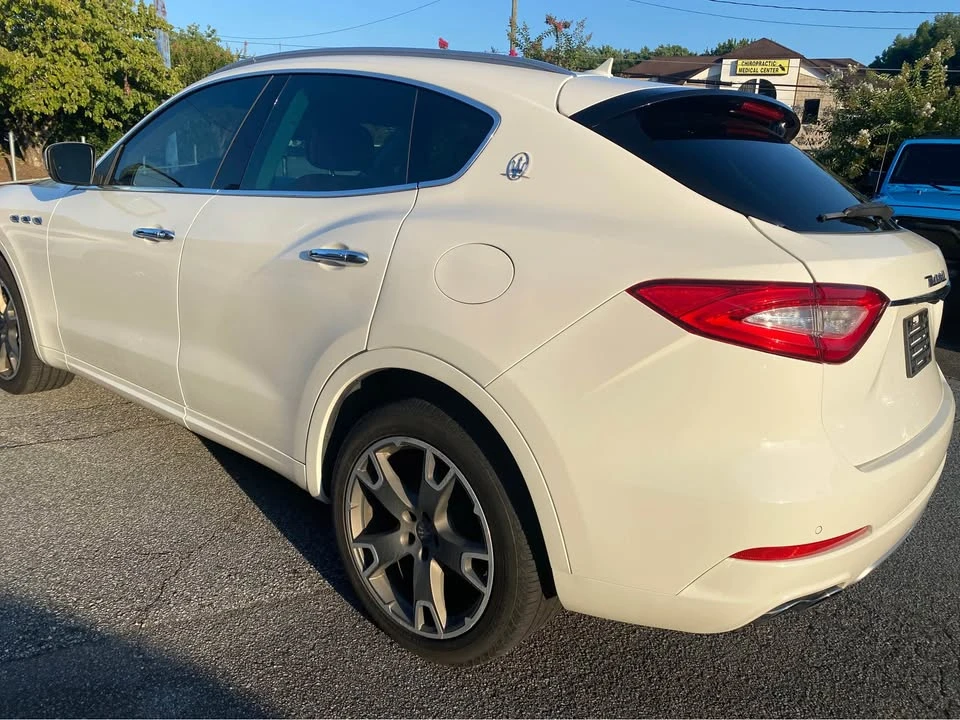 2017 Maserati Levante - Image 6 of 19
