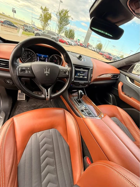 2017 Maserati Levante - Image 7 of 11