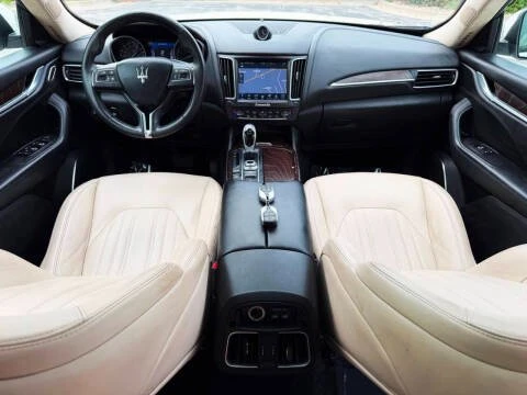 2017 Maserati Levante - Image 9 of 20