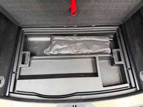 2017 Maserati Levante - Image 17 of 20