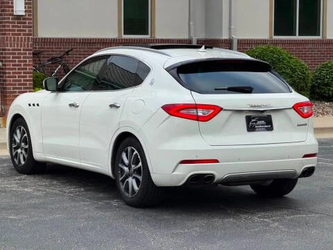2017 Maserati Levante - Image 2 of 20